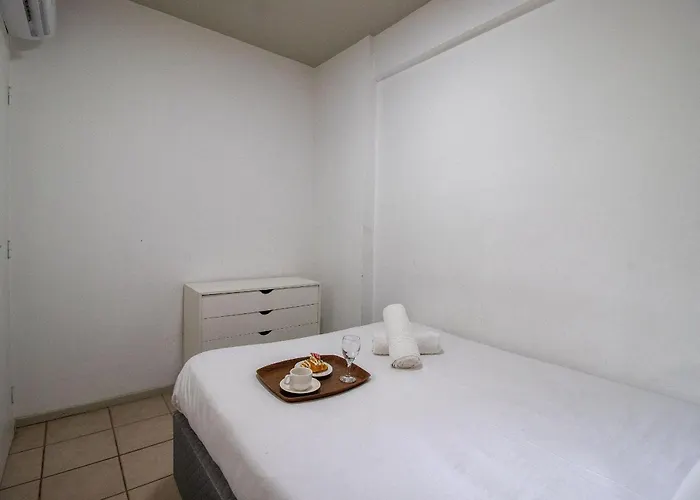 PR91 - 4 Dorm Climatizados, Garagem para Camionete, Próximo ao Shopping Atlântico, Wi-Fi