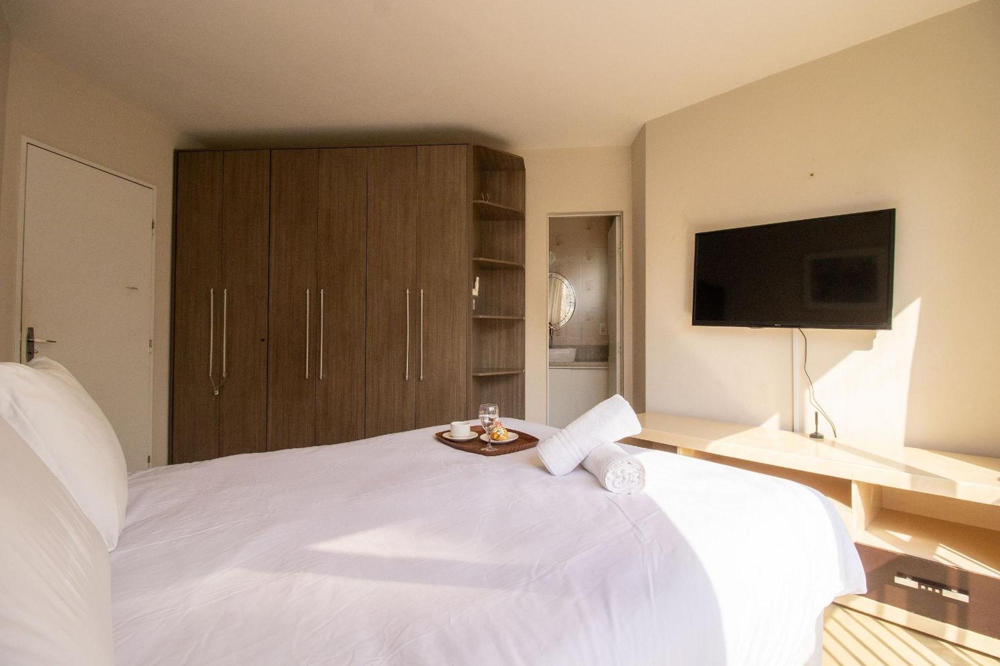 Apartamento Pr91 - 4 Dorm Climatizados, Garagem Camionete, Próximo Ao Shopping Atlântico, Wi-fi Balneário Camboriú