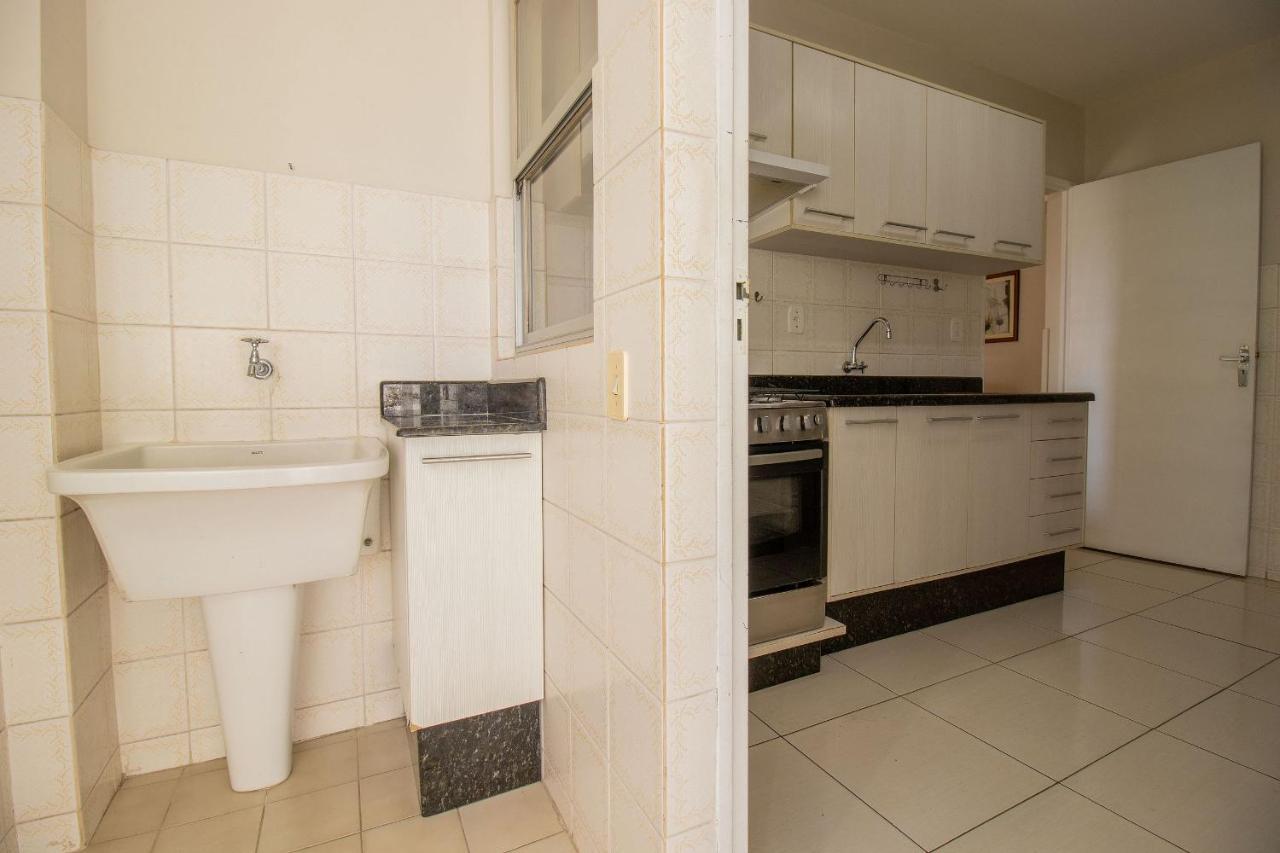 Apartment Prg91 - 4 Dorm, Garagem Camionete, Wi-fi, Sacada